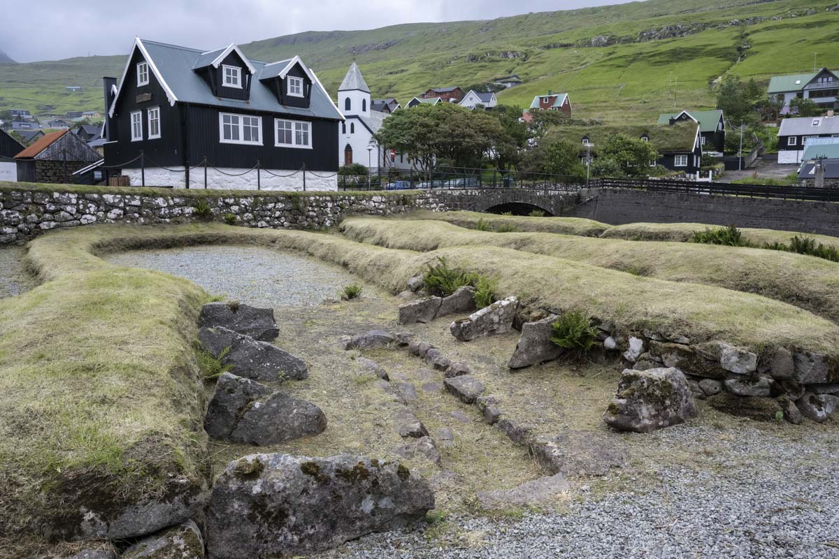 Long house archeological site