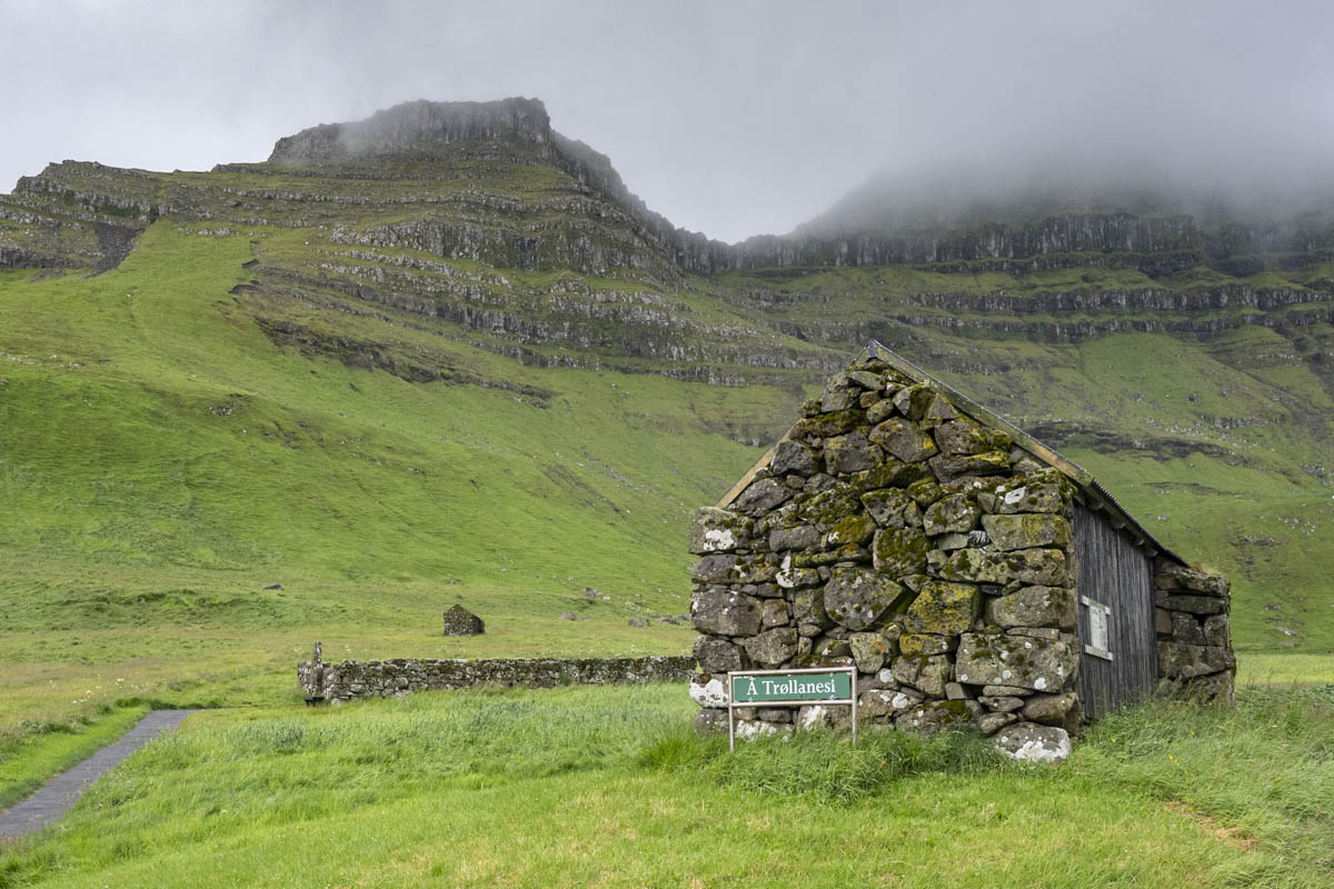 Old peat house in Trøllanes
